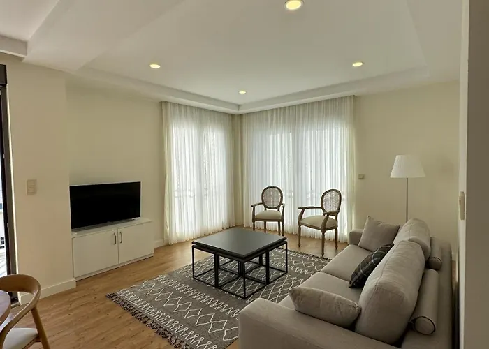 Su Apartment Side